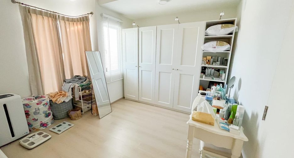 À vendre 4 chambres maison à Phra Samut Chedi, Samut Prakan