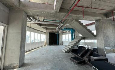 Wohnung zum Kauf mit 4 Zimmer in Khlong Toei, Bangkok