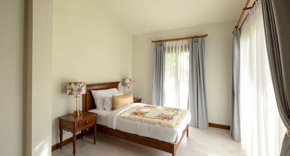For sale 4 bedrooms villa in Mueang Chiang Mai, Chiang Mai