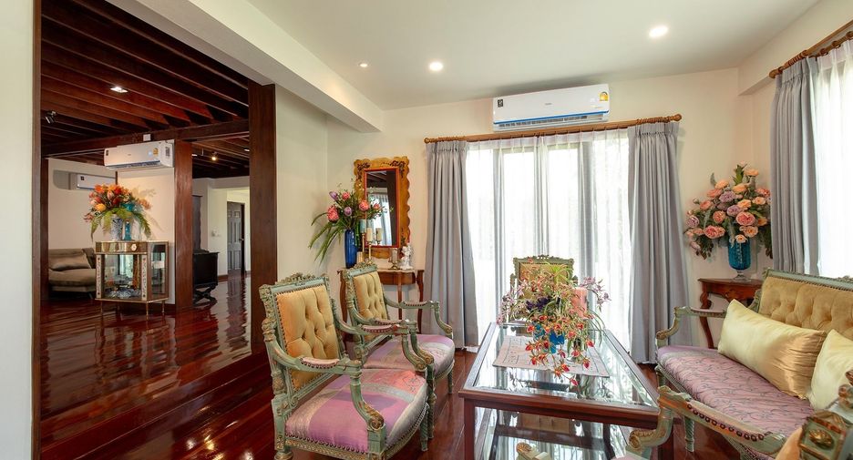 For sale 4 bedrooms villa in Mueang Chiang Mai, Chiang Mai