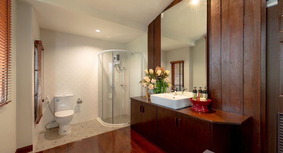 For sale 4 bedrooms villa in Mueang Chiang Mai, Chiang Mai