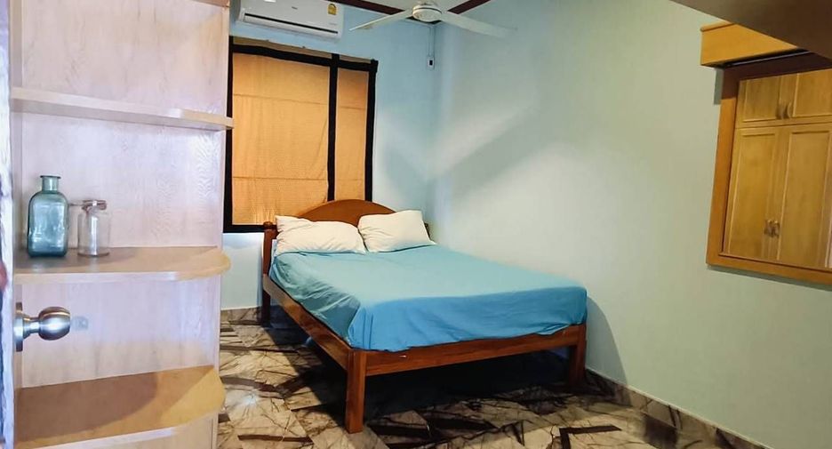 For rent 3 bedrooms villa in Bang Lamung, Chonburi
