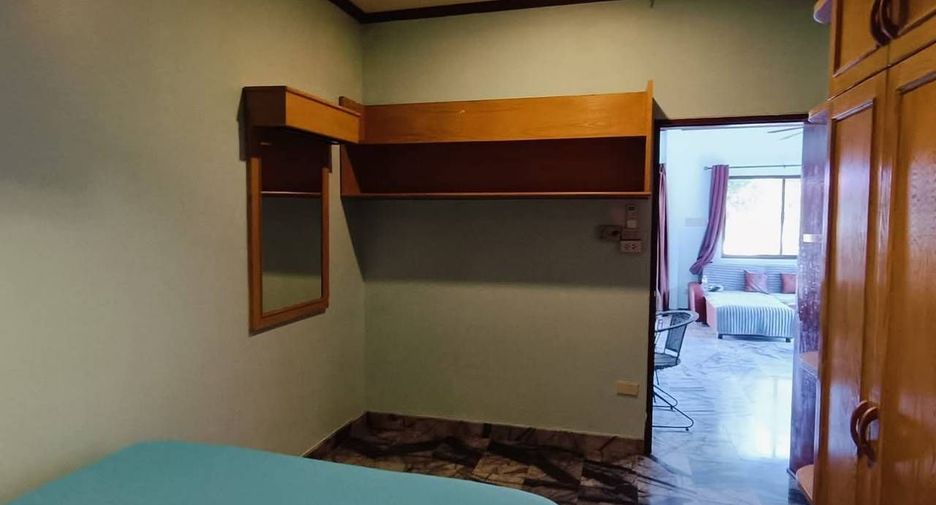 For rent 3 bedrooms villa in Bang Lamung, Chonburi
