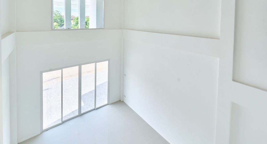 Продажа 2 спальни таунхаус в Mueang Chiang Mai, Чианг Маи