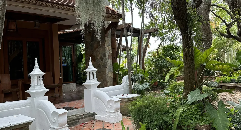 For sale and for rent 5 bedrooms house in Mueang Chiang Mai, Chiang Mai