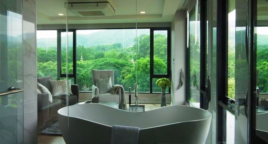 À vendre 4 chambres condo à Mueang Chiang Mai, Chiang Mai