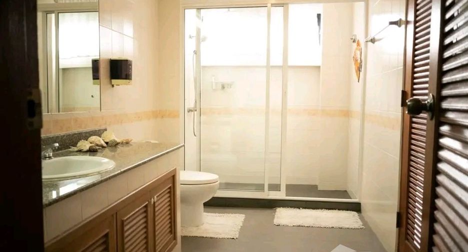 Продажа 2 спальни кондо в Ча Ам, Пхетбури