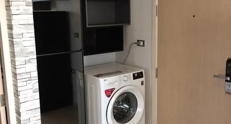 For sale and for rent studio condo in Huai Khwang, Bangkok