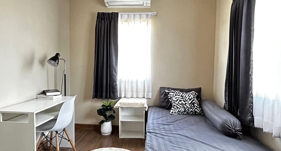 For rent 3 bedrooms house in San Kamphaeng, Chiang Mai