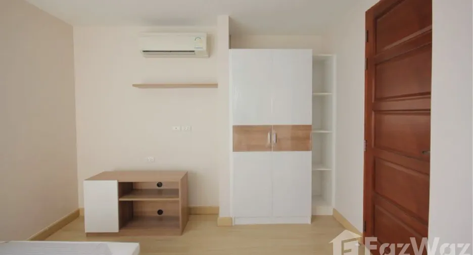 For sale 2 bedrooms condo in Din Daeng, Bangkok