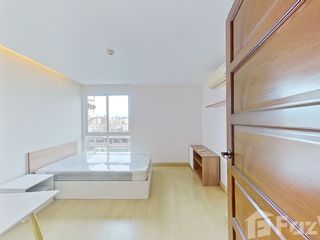 For sale 2 bedrooms condo in Din Daeng, Bangkok