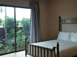 À vendre et à louer 3 chambres maison à Si Racha, Chonburi