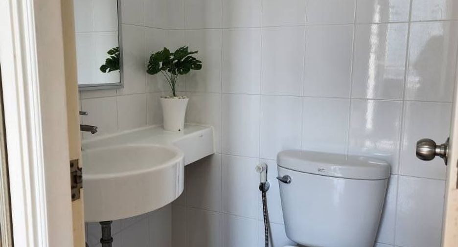 For rent 1 bed condo in Suan Luang, Bangkok