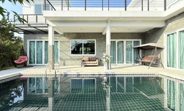 Casa en venta de 3 habitaciones en Sattahip, Chonburi