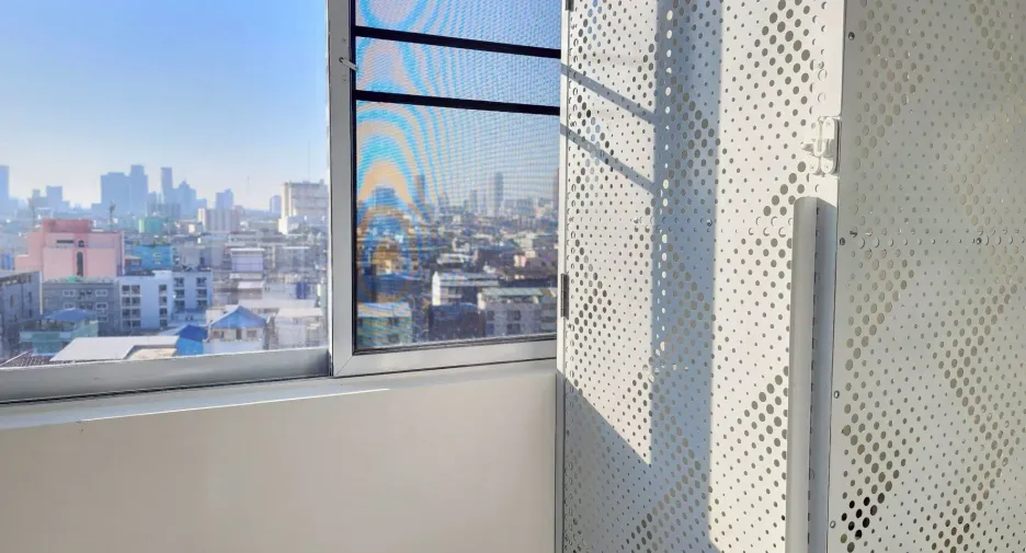 For sale 1 bed condo in Huai Khwang, Bangkok