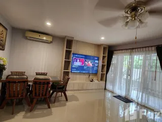 出租 4 卧室 独立屋 在 Saraphi, Chiang Mai