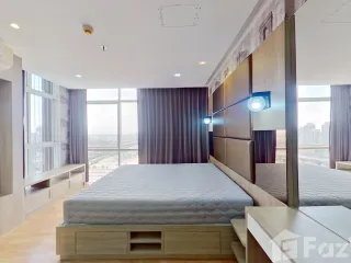 For sale 3 bedrooms condo in Bang Na, Bangkok