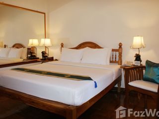 For sale 8 bedrooms house in Mueang Chiang Mai, Chiang Mai