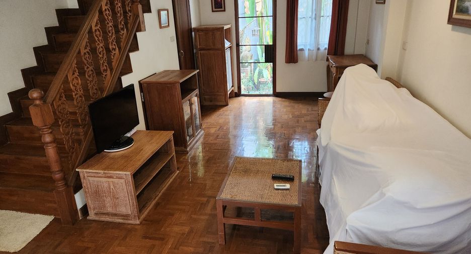 出售 8 卧室 独立屋 在 Mueang Chiang Mai, Chiang Mai