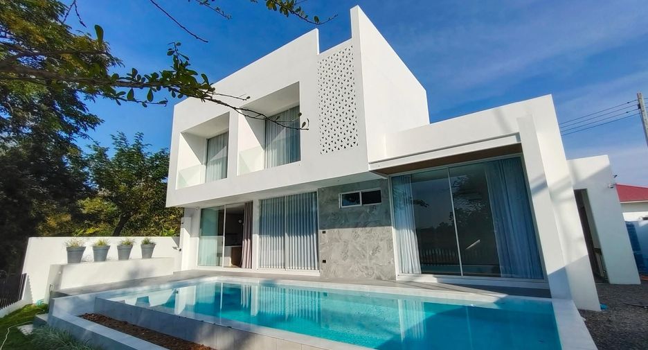 For sale and for rent 3 bedrooms villa in Doi Saket, Chiang Mai