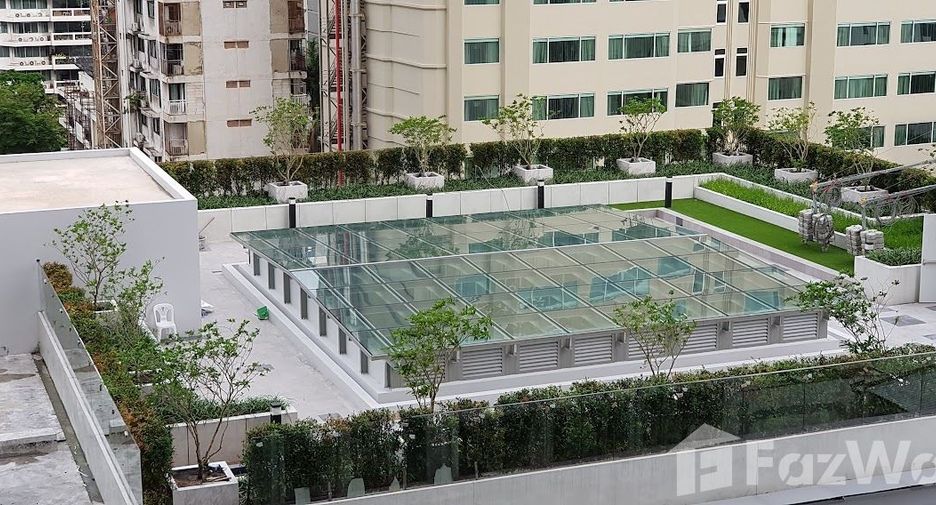 For sale 1 bed condo in Watthana, Bangkok