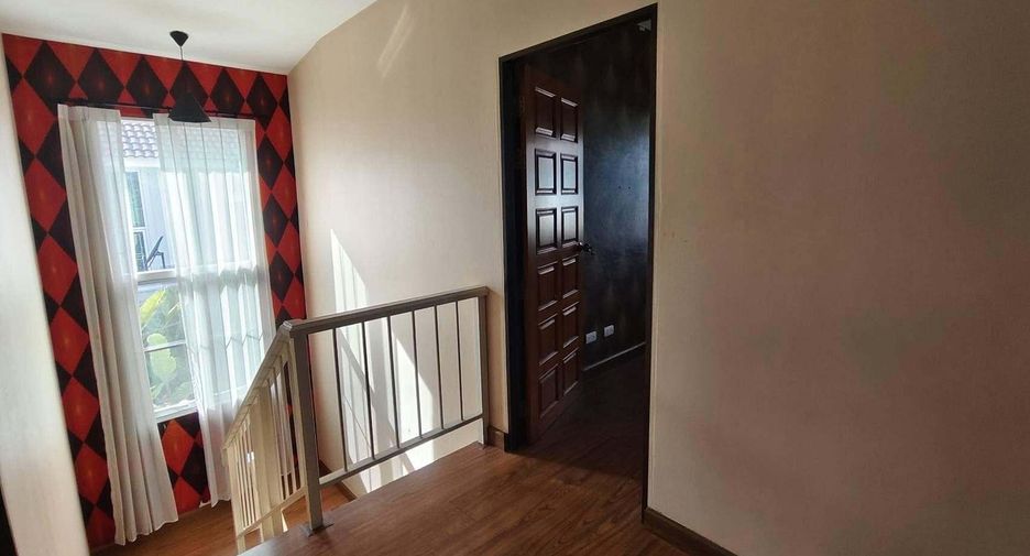 For sale 3 bedrooms house in Doi Saket, Chiang Mai