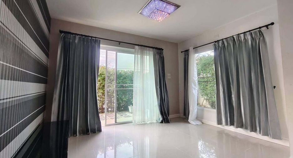 For sale 3 bedrooms house in Doi Saket, Chiang Mai