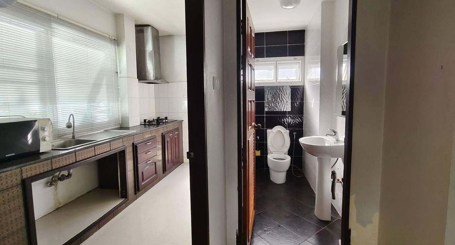 For sale 3 bedrooms house in Doi Saket, Chiang Mai