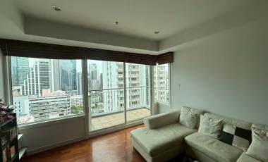For sale 2 bedrooms condo in Khlong Toei, Bangkok