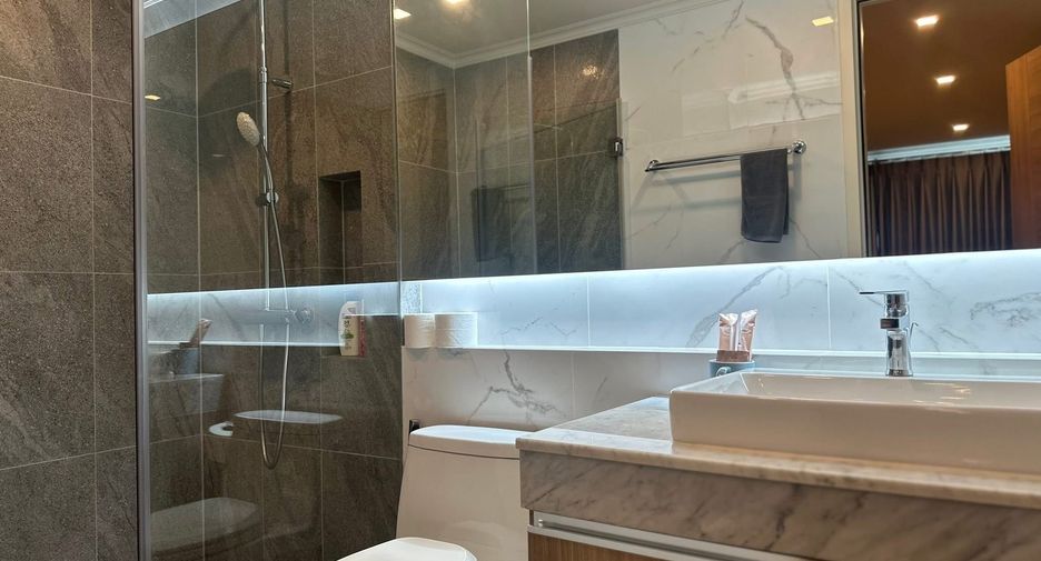 For rent 2 bedrooms condo in Mueang Chiang Mai, Chiang Mai