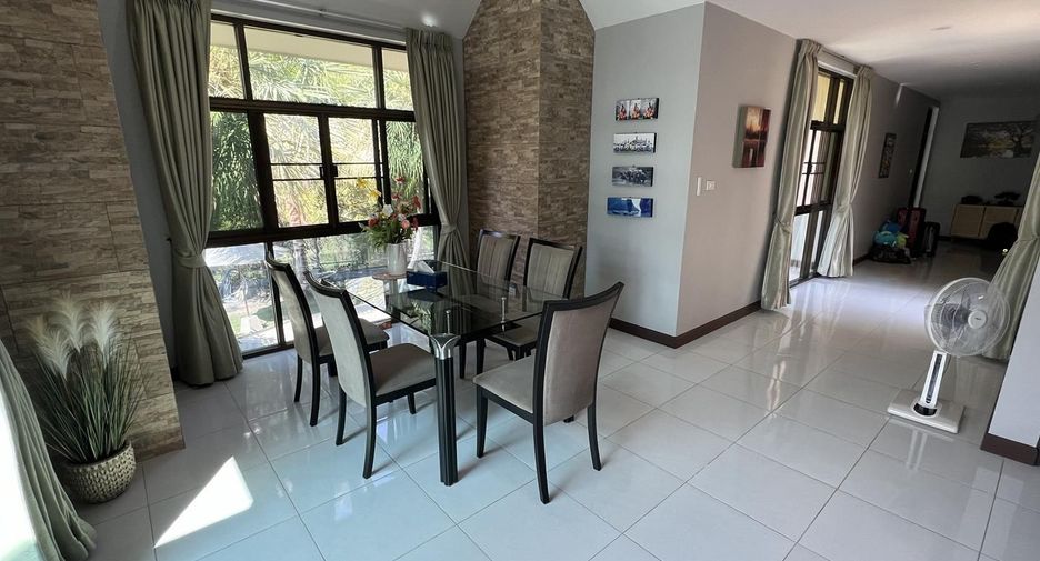 For rent 5 bedrooms villa in Hua Hin, Prachuap Khiri Khan