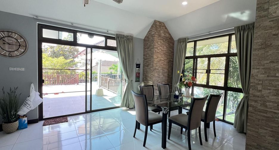 For rent 5 bedrooms villa in Hua Hin, Prachuap Khiri Khan