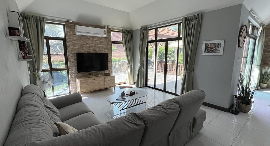 For rent 5 bedrooms villa in Hua Hin, Prachuap Khiri Khan