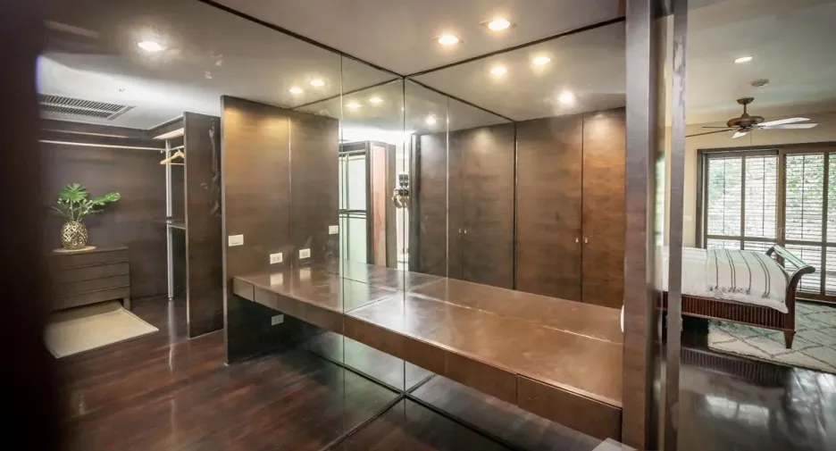 For sale and for rent 2 bedrooms condo in Khlong Toei, Bangkok