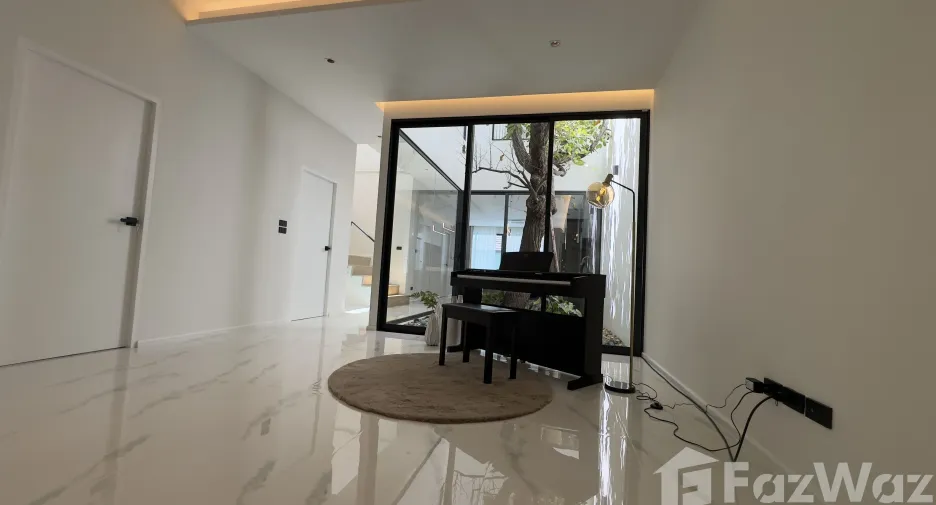 À vendre et à louer 5 chambres villa à Hang Dong, Chiang Mai