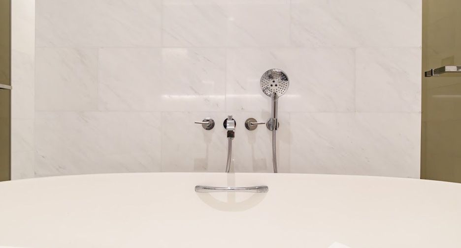 For sale and for rent 2 bedrooms hotel in Pathum Wan, Bangkok