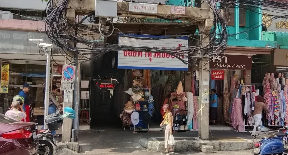 For sale 6 bedrooms retail Space in Samphanthawong, Bangkok