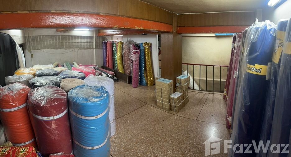 For sale 6 bedrooms retail Space in Samphanthawong, Bangkok