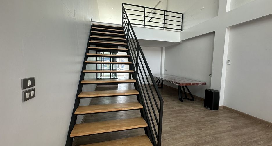 Büro zur Miete in Mueang Chiang Mai, Chiang Mai