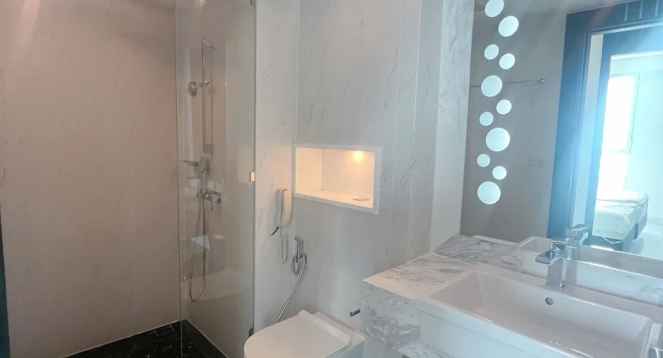 For rent 1 bed condo in Bang Lamung, Chonburi