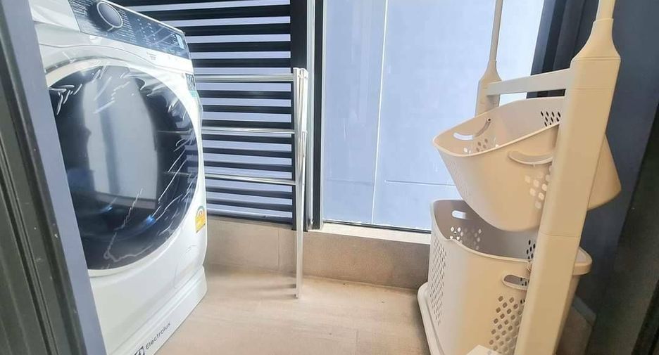 For sale and for rent 1 bed condo in Huai Khwang, Bangkok