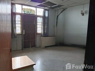 For sale 6 bedrooms townhouse in Bang Rak, Bangkok