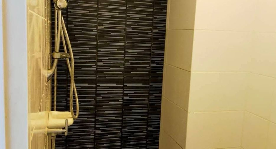 Wohnung zur Miete mit 1 Zimmer in Bang Lamung, Chonburi