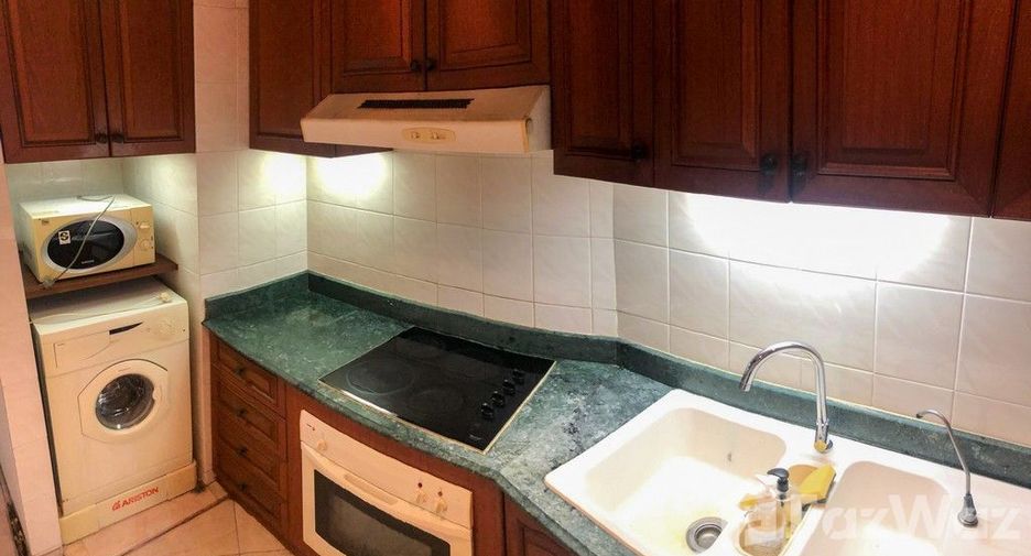 For sale 2 bedrooms condo in Yan Nawa, Bangkok