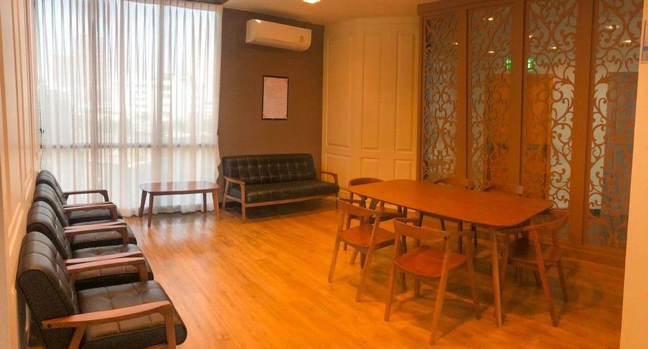 For sale 2 bedrooms condo in Yan Nawa, Bangkok