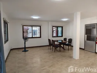 Haus zur Miete mit 3 Zimmer in Mueang Chiang Mai, Chiang Mai