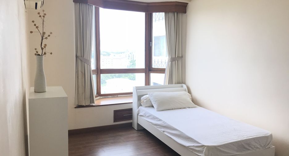 For sale and for rent 3 bedrooms condo in Suan Luang, Bangkok