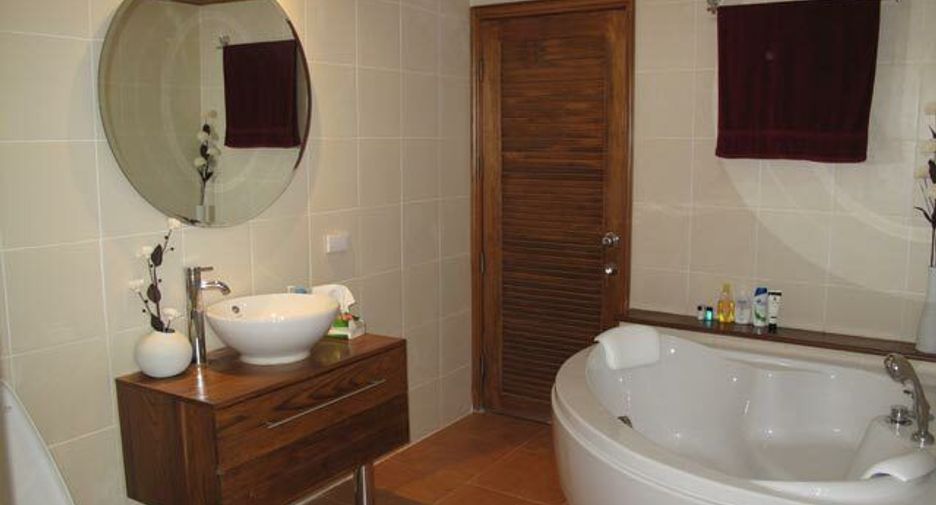 For sale and for rent 3 bedrooms condo in Suan Luang, Bangkok