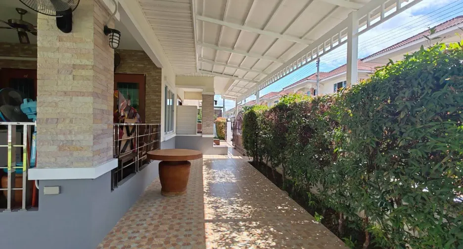 出售 4 卧室 独立屋 在 San Kamphaeng, Chiang Mai