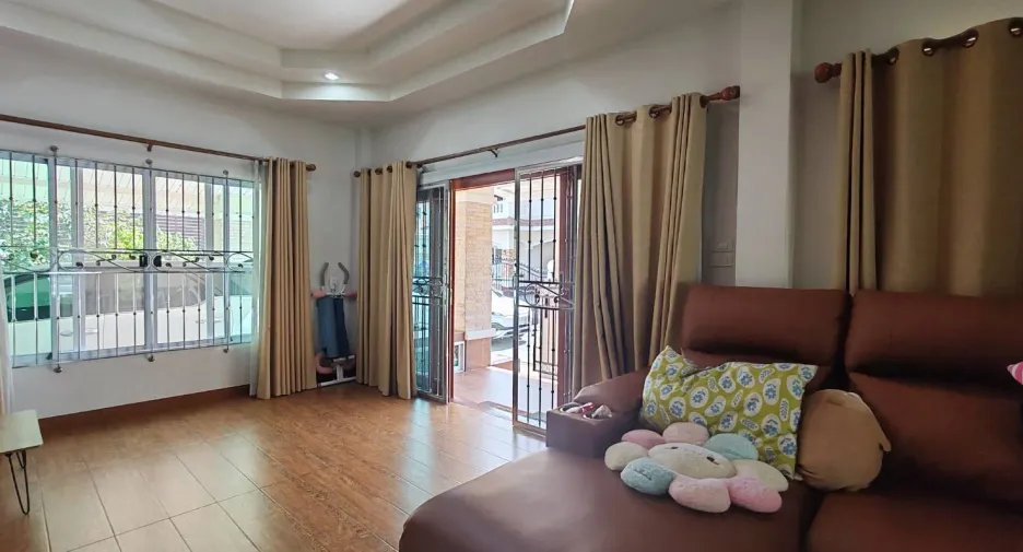 出售 4 卧室 独立屋 在 San Kamphaeng, Chiang Mai
